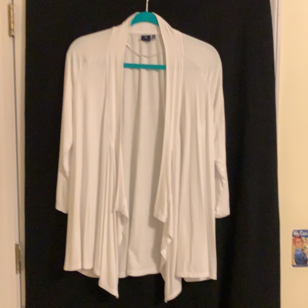 “Kaari Blue” White 3/4-Sleeve Open-Front Waterfall Cardigan